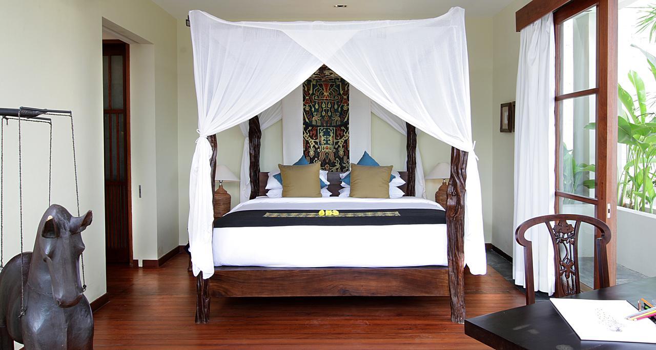 The Longhouse, Jimbaran - Bali Hotel Екстериор снимка
