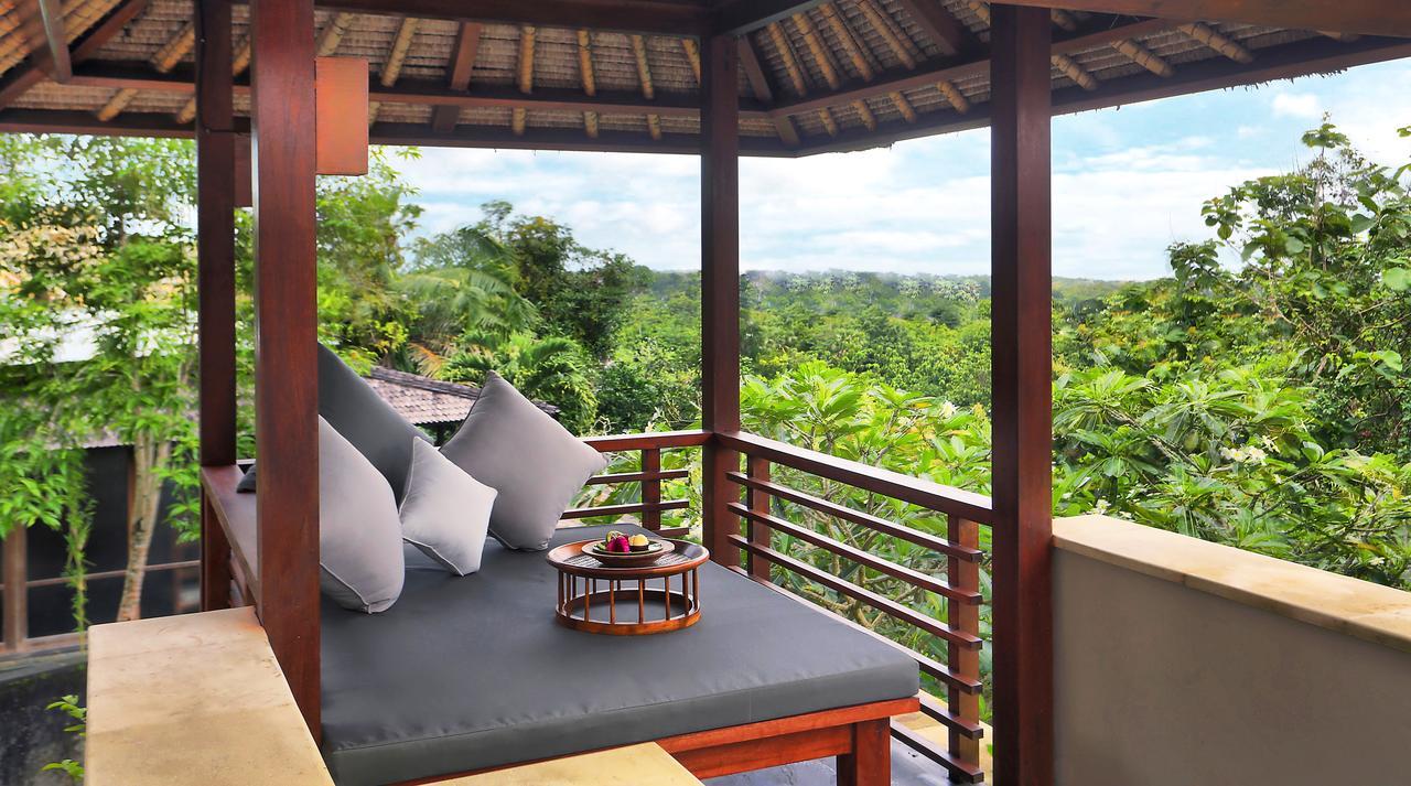 The Longhouse, Jimbaran - Bali Hotel Екстериор снимка