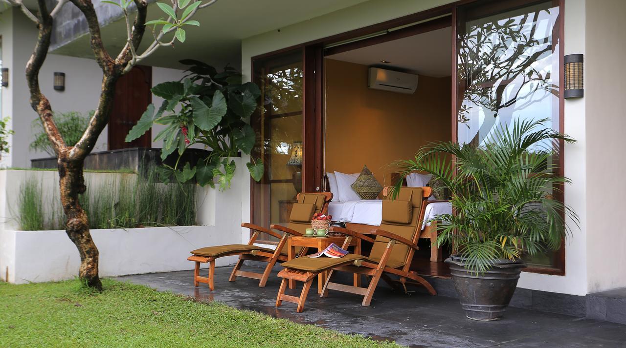 The Longhouse, Jimbaran - Bali Hotel Екстериор снимка