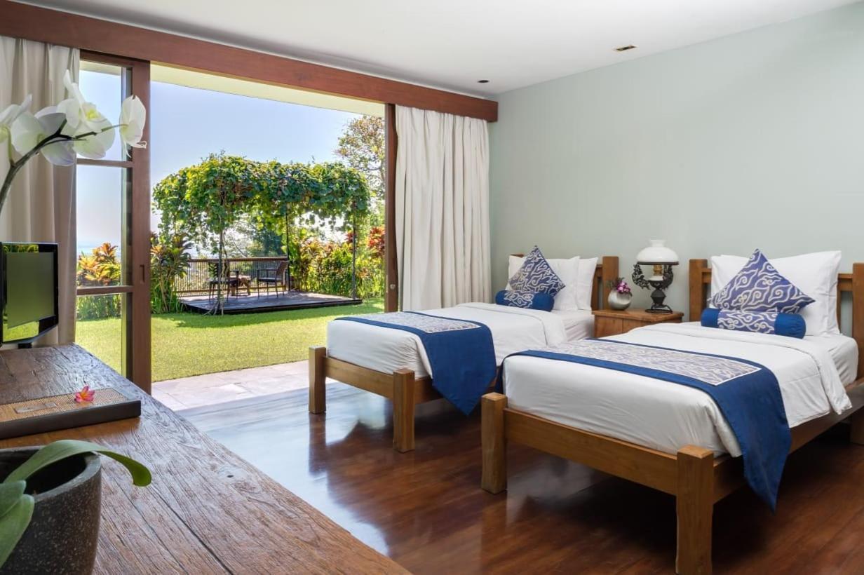 The Longhouse, Jimbaran - Bali Hotel Екстериор снимка
